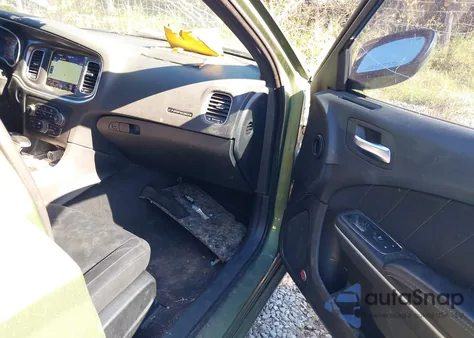 2018 Dodge Charger R/T Rwd z USA, uszkodzony, nr VIN 2C3CDXCT9JH230539